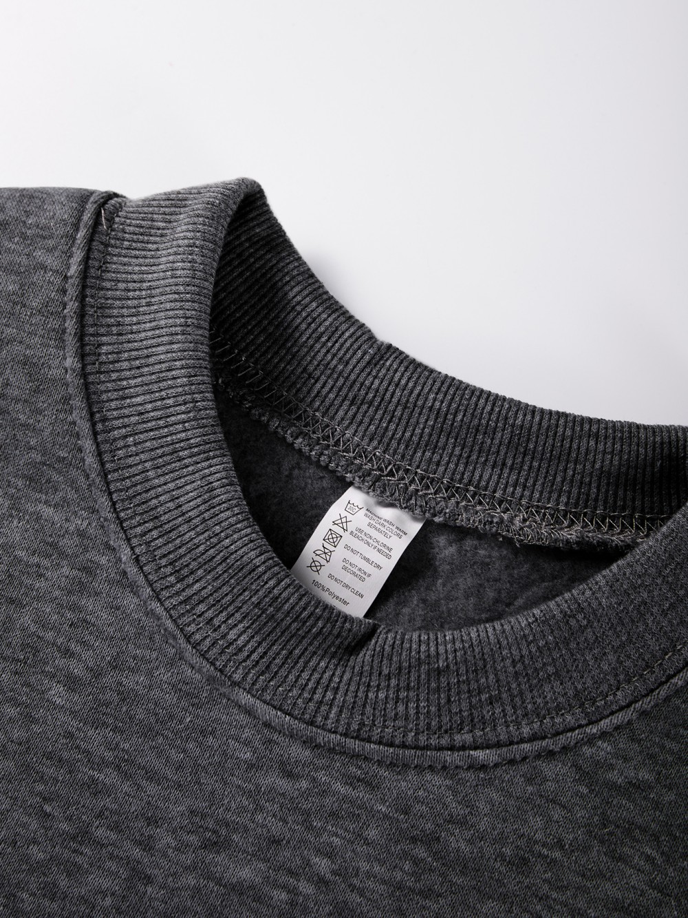 Brooklyn 1977 Creative Printed - Oversized Crewneck Fleece review and price